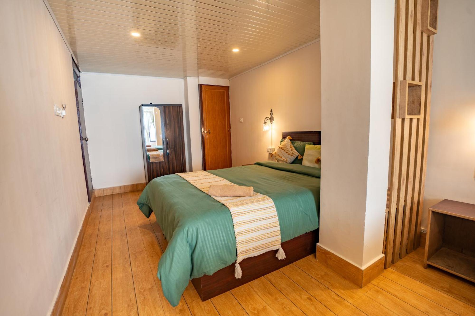 Monratino Himadrie -2 Mins Walk From Mall Road - All Rooms Have Kanchenjunga Mountain View Darjeeling  Exterior foto