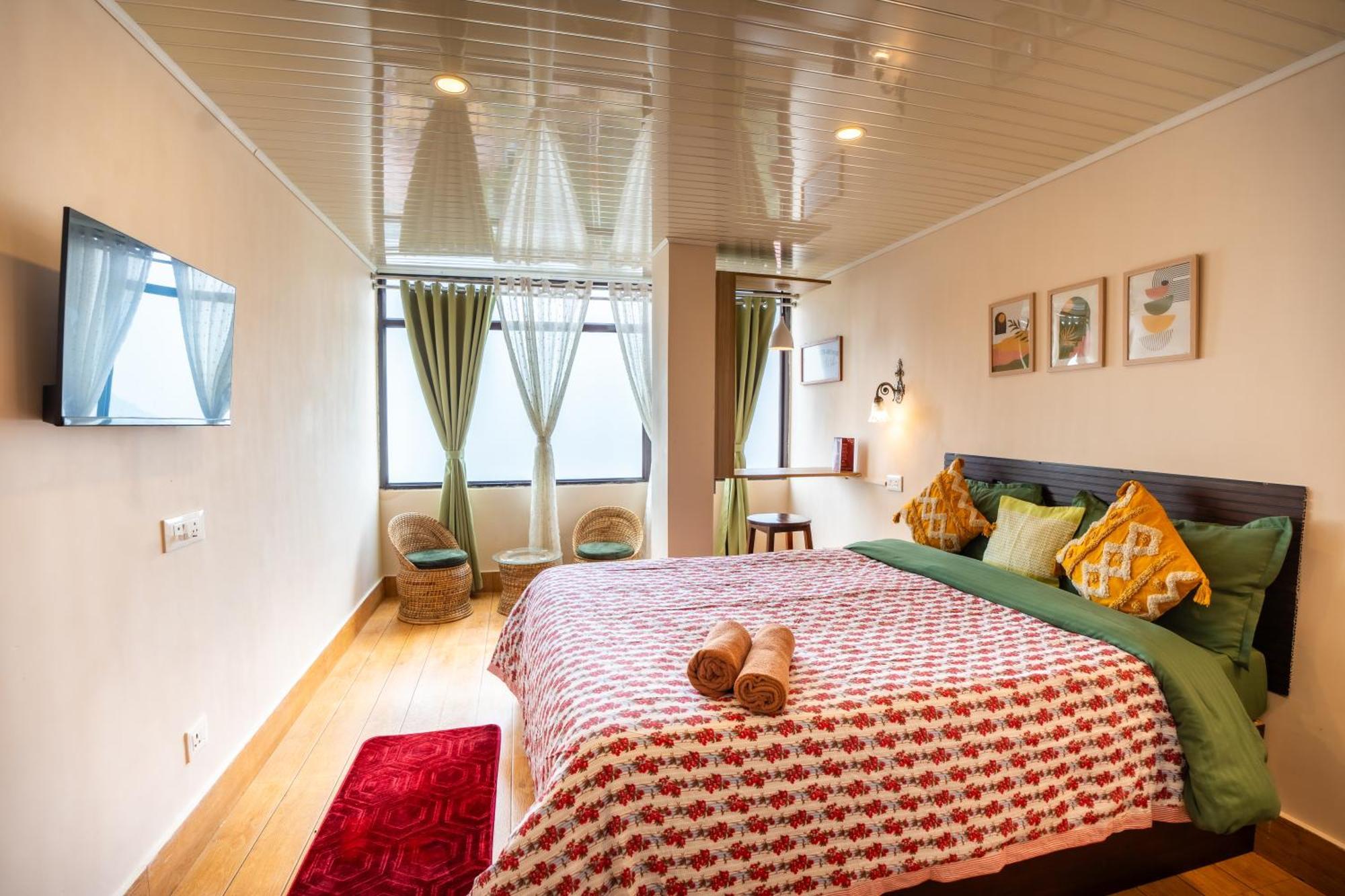 Monratino Himadrie -2 Mins Walk From Mall Road - All Rooms Have Kanchenjunga Mountain View Darjeeling  Exterior foto